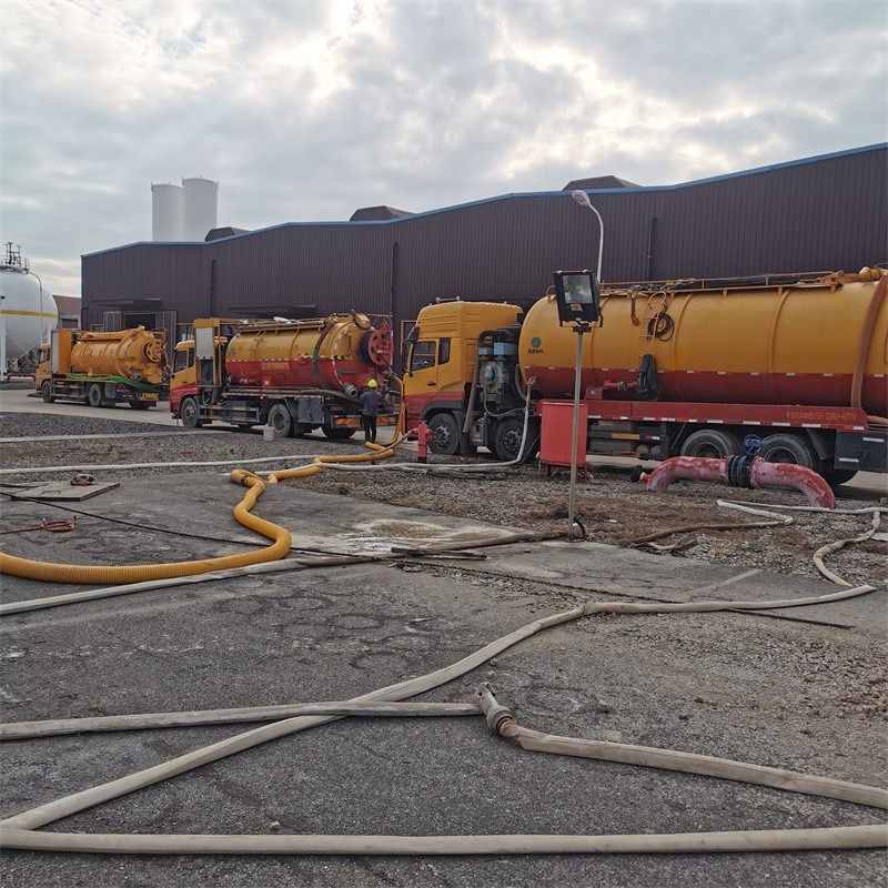 永丰污水池清理